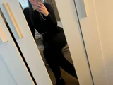 HotMilf1998