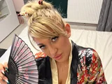 HotWifeTrixy