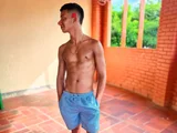 Leo_Hot_049