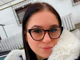 Maya_Collins