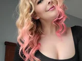 NadiaLayne