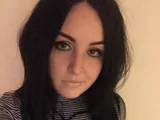 The_Curvy_Raven