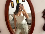Zoe_Mills